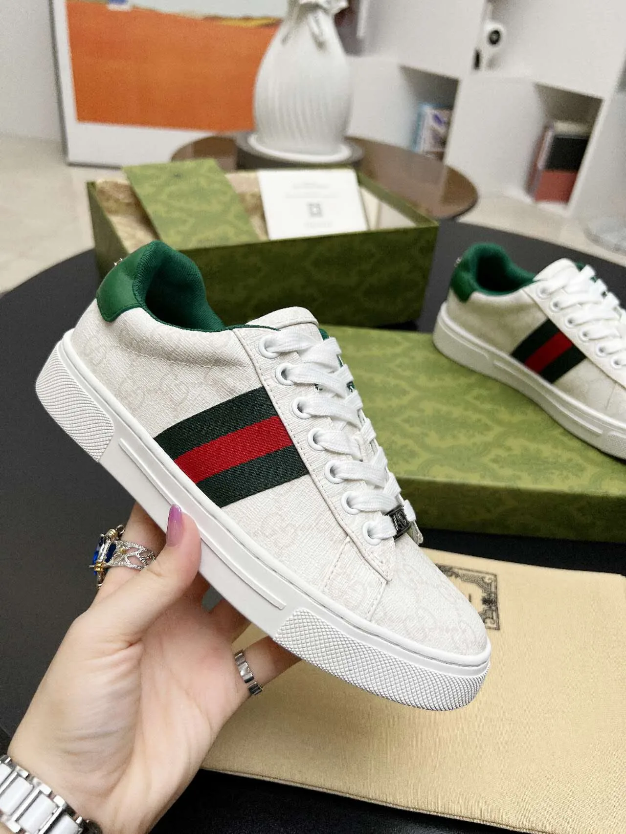 Gucci Sneakers