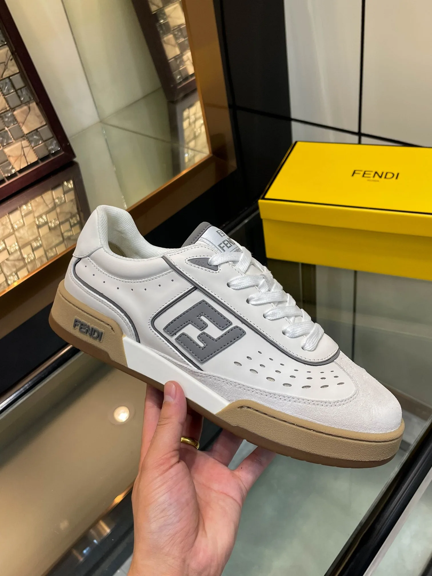 Fendi Sneakers