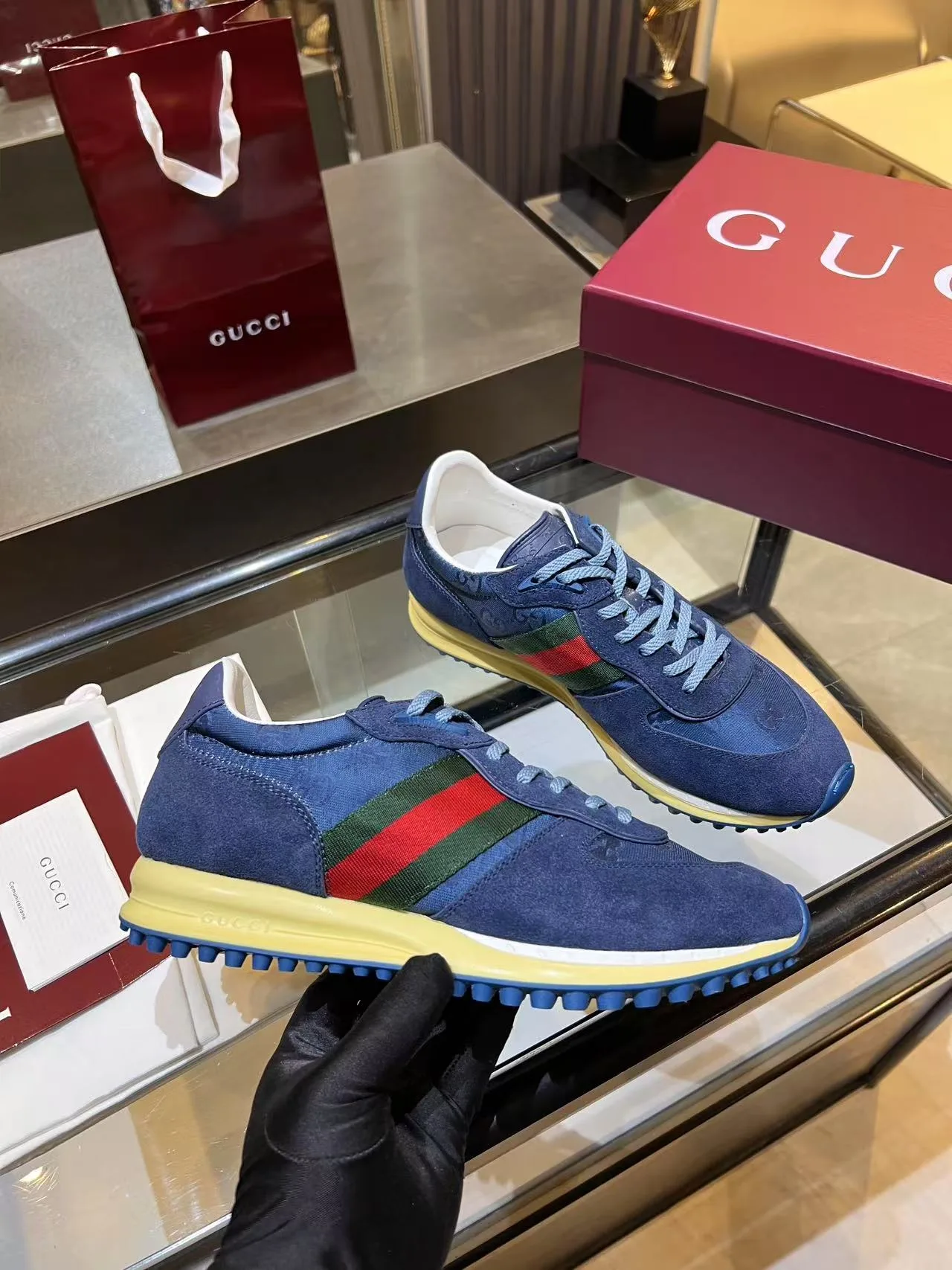 Gucci Sneakers