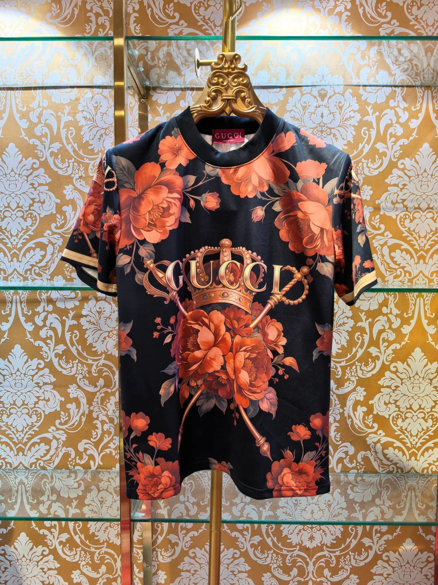 Gucci Short Sleeves