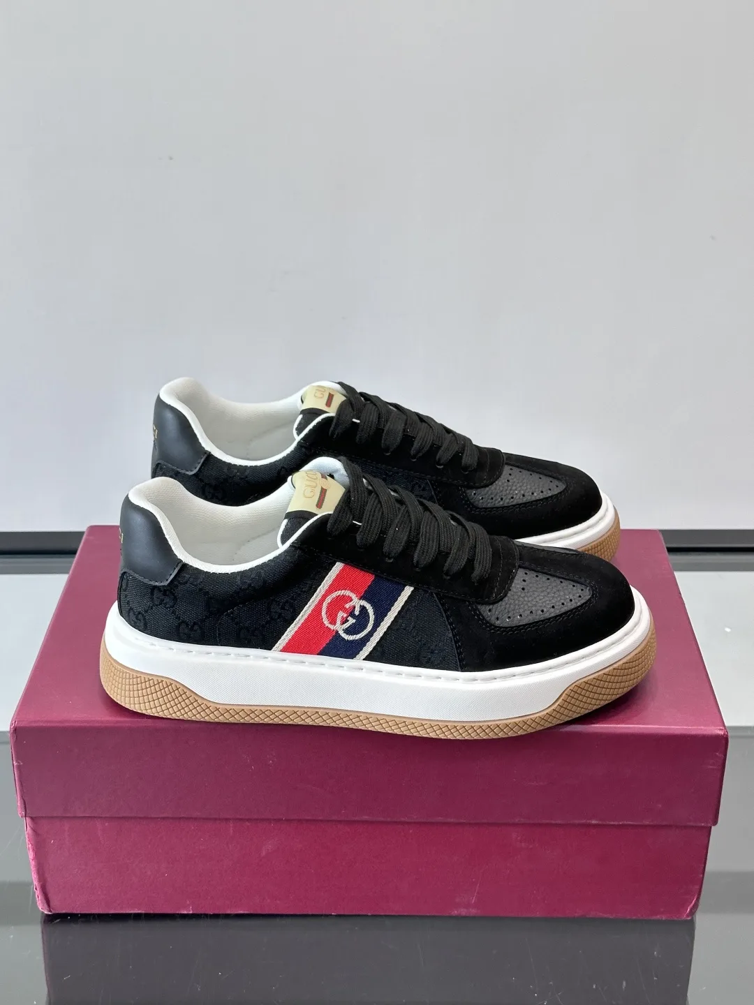 Gucci Sneakers