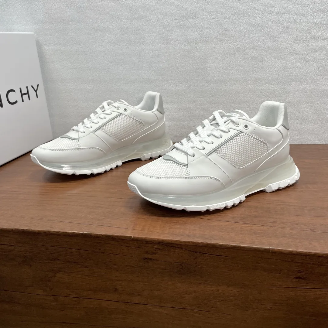 Givenchy Sneakers