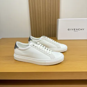 Givenchy Sneakers