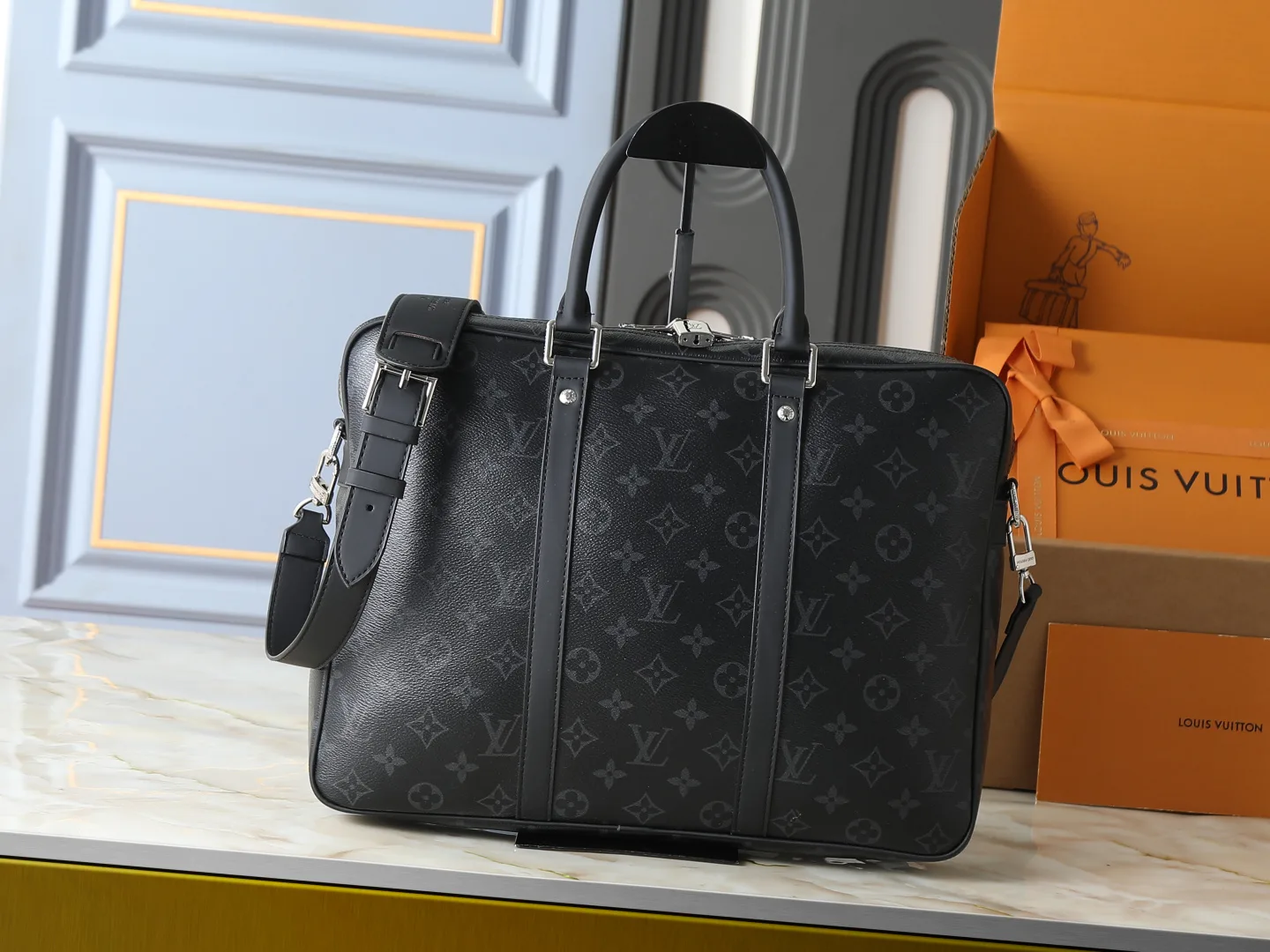 Ami Briefcase