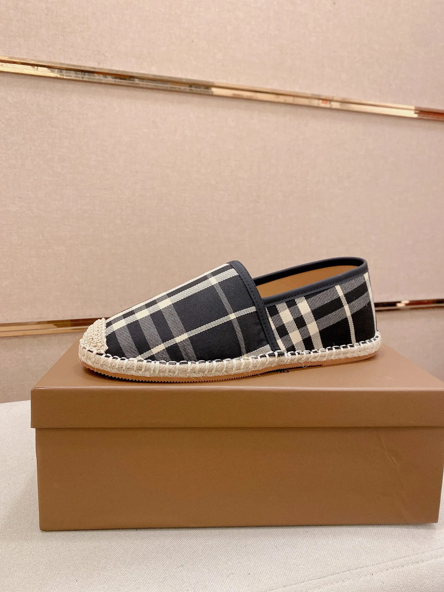 Burberry Casual Shoes