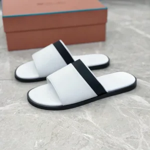 Nuoyou Pianya Slippers