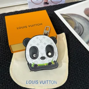 Louis Vuitton Clutch