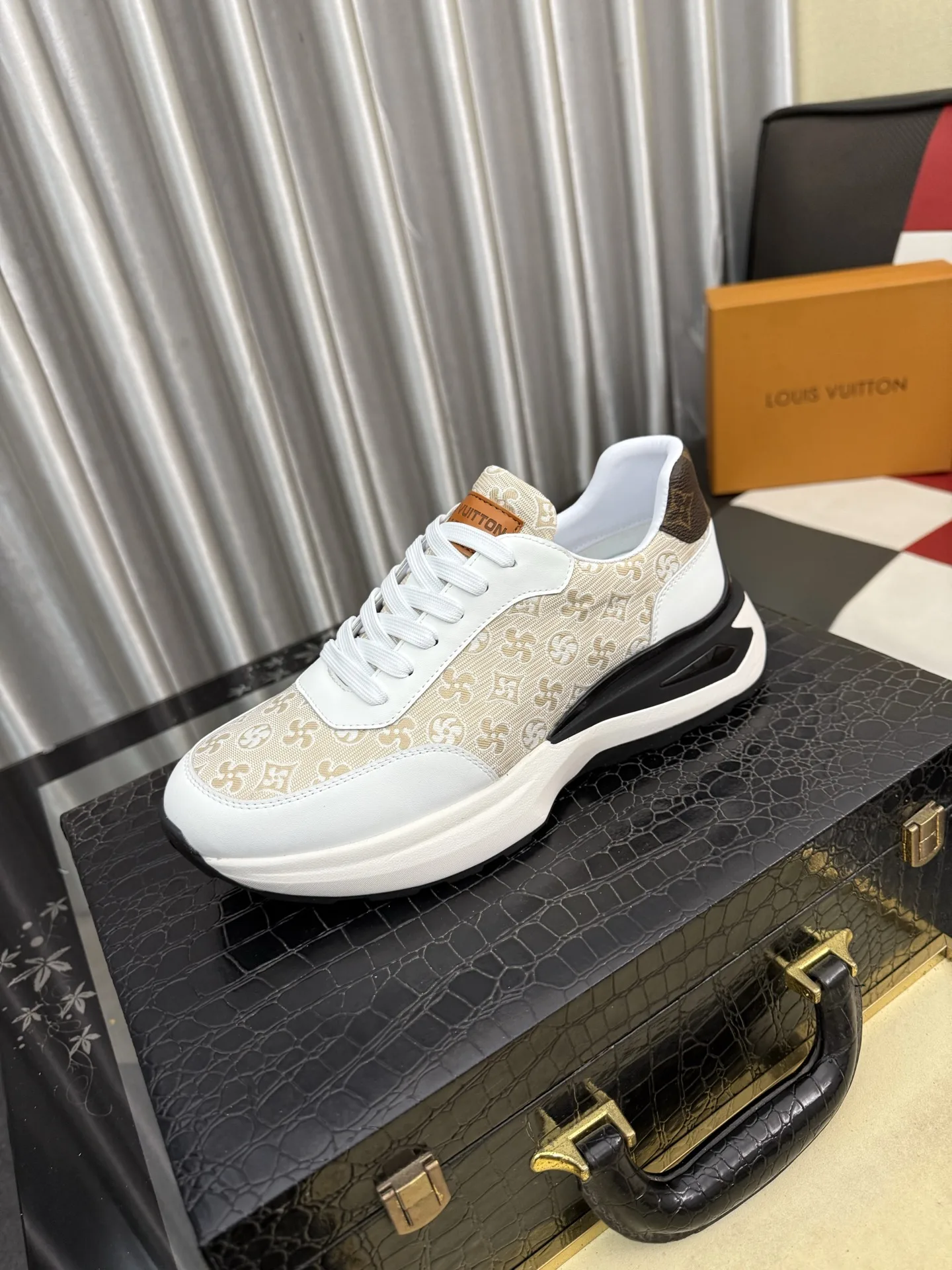 Louis Vuitton Casual Shoes