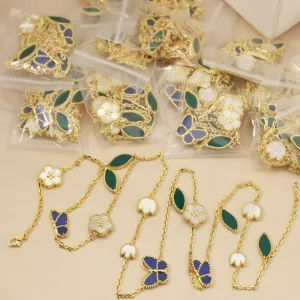 Van Cleef & Arpels Sweater