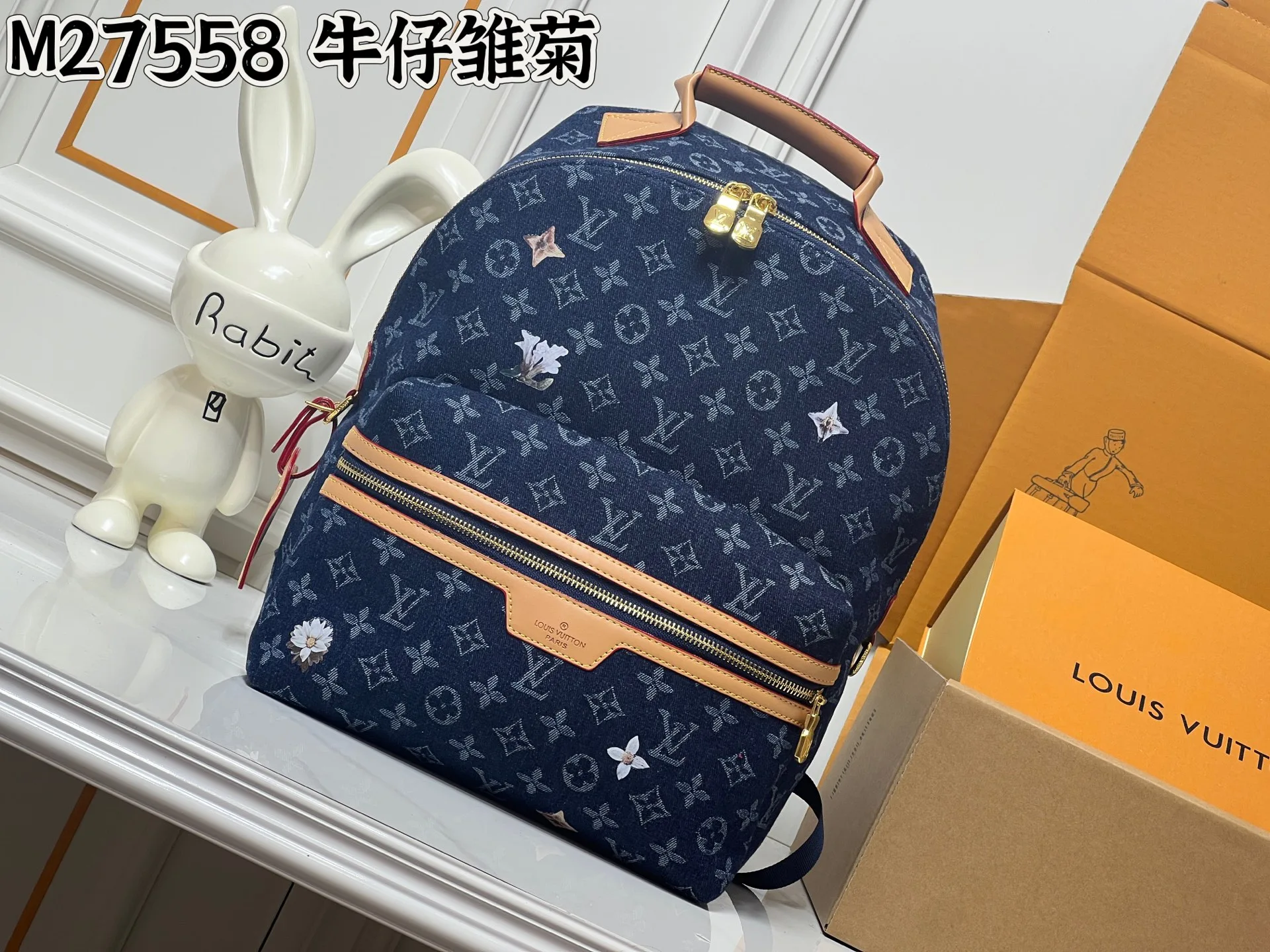 Ami Backpack