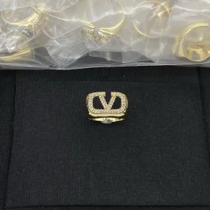 Valentino Ring