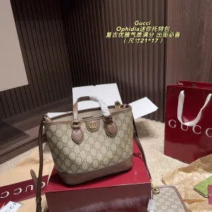 Gucci Card Pack